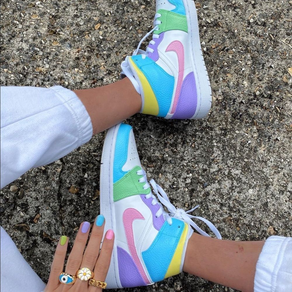 Custom multicolor Air jordan 1 mid - Picture 1 of 4